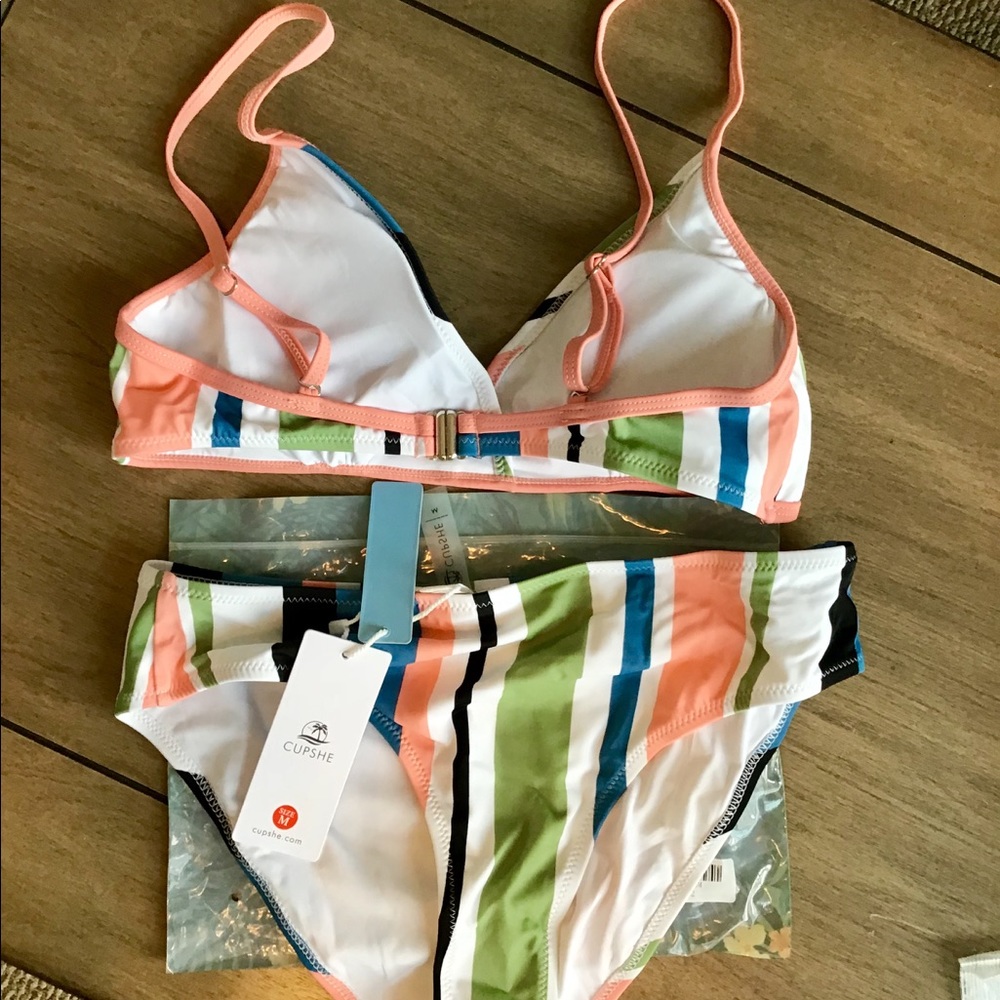 Swimsuit. - Picture 3 of 3